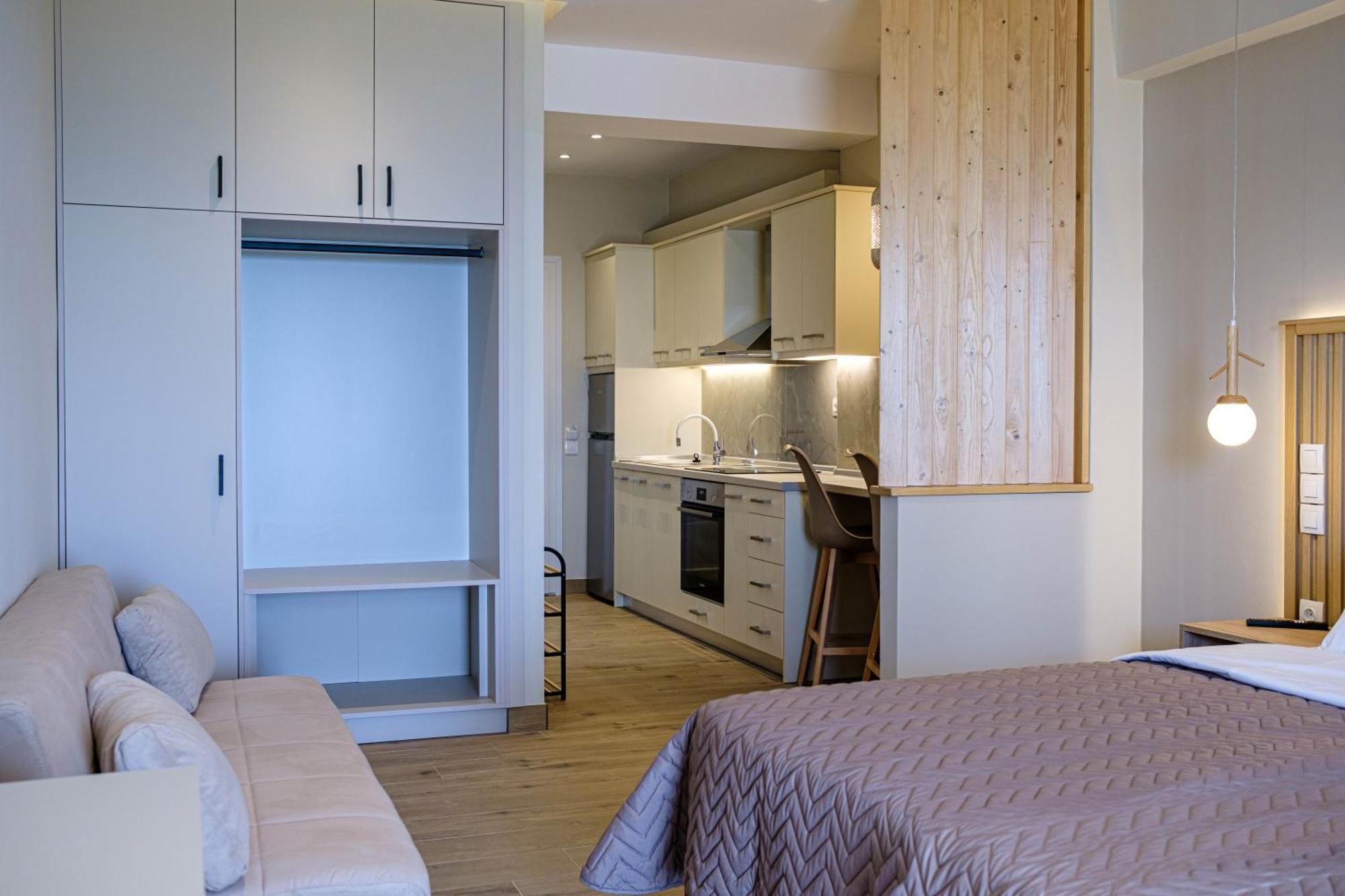 Elias & Vasili House Hotel Ájosz Jeórjosz Págon Kültér fotó